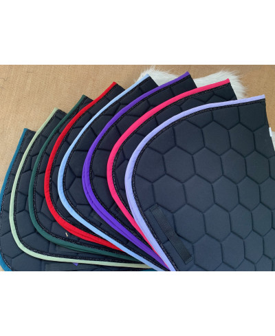 Tapis Noir, Bord couleur et...