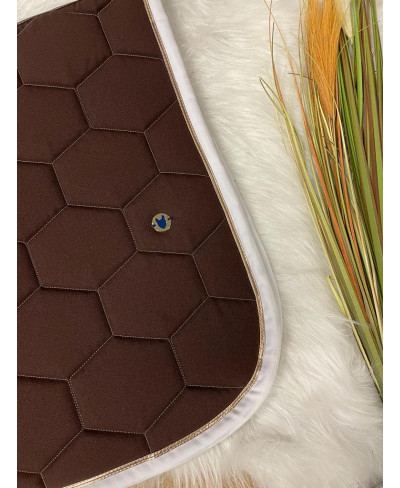 Tapis chocolat et blanc